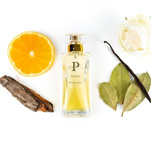 PURE No.58  Parfémovaná voda Velikost: 50 ml
